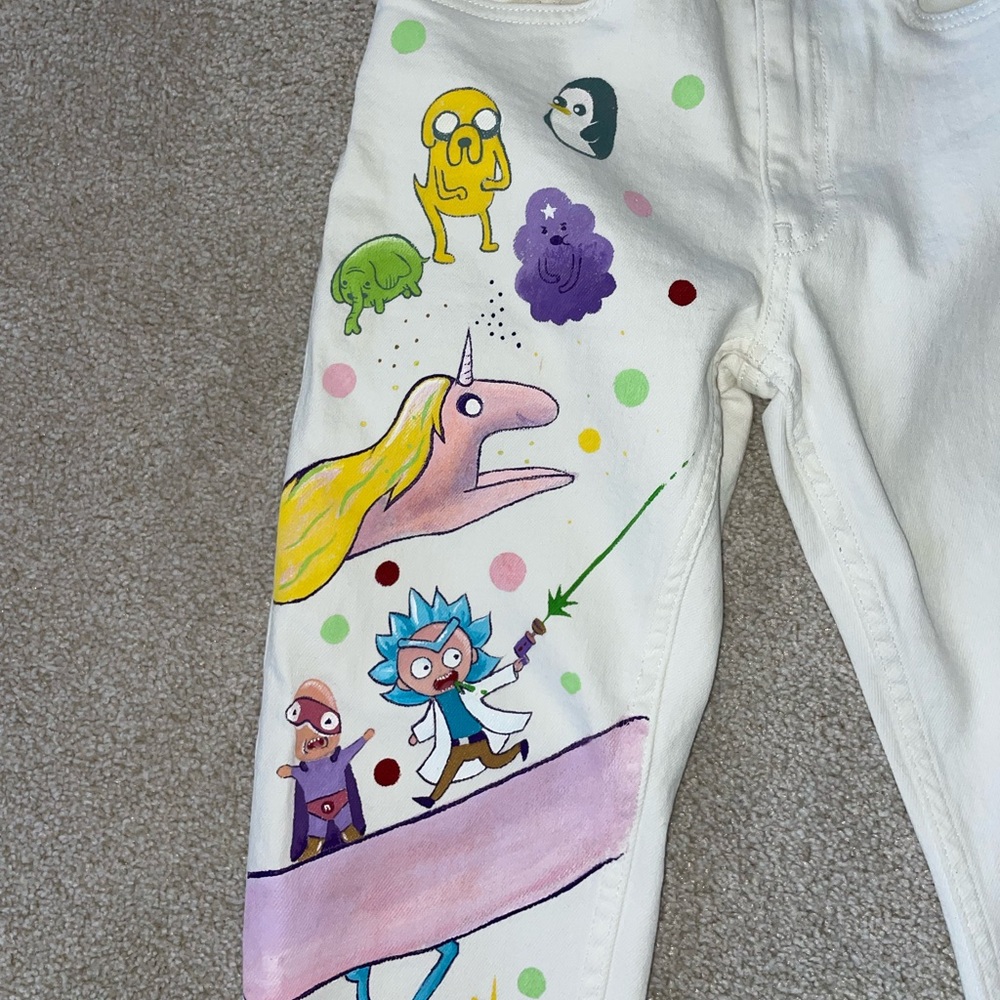 Custom painted jeans - Picture 2 of 4